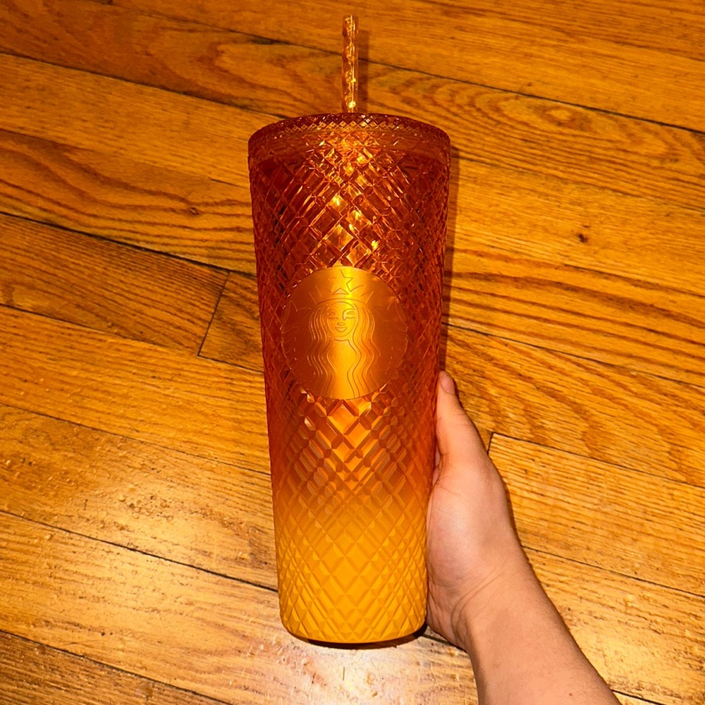 Starbucks orange mango venti cup